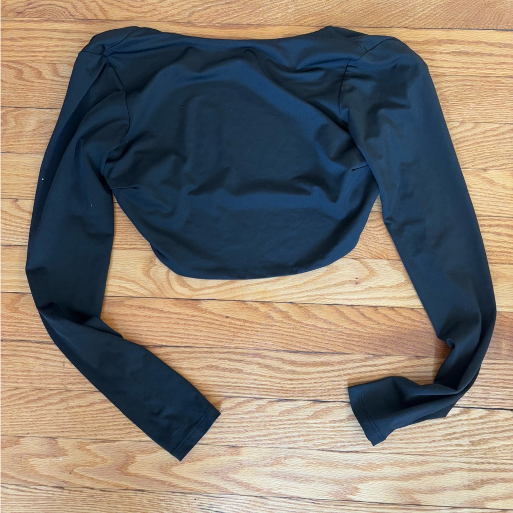 Adika black backless cropped top